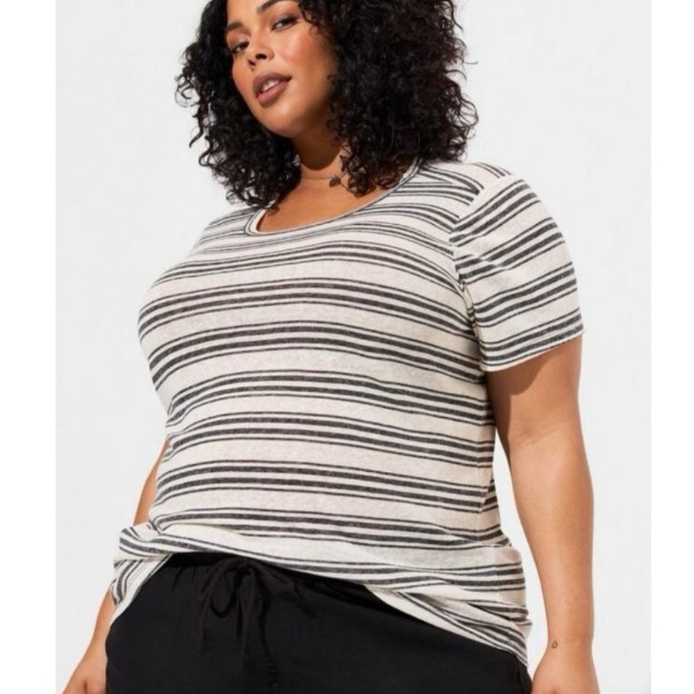 Torrid size 2 Striped Women's Top